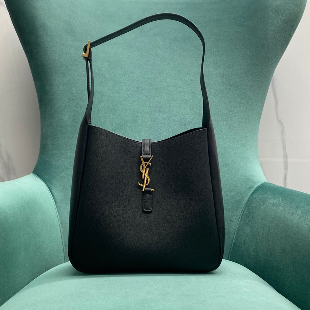 LE 5 à 7 SOFT SMALL IN SMOOTH LEATHER
