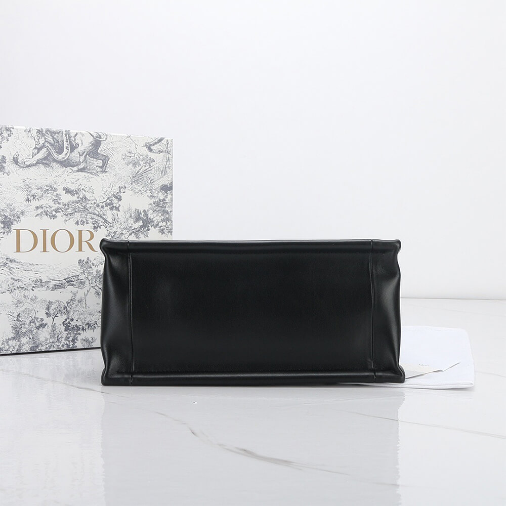 SMALL DIOR ESSENTIAL TOTE BAG