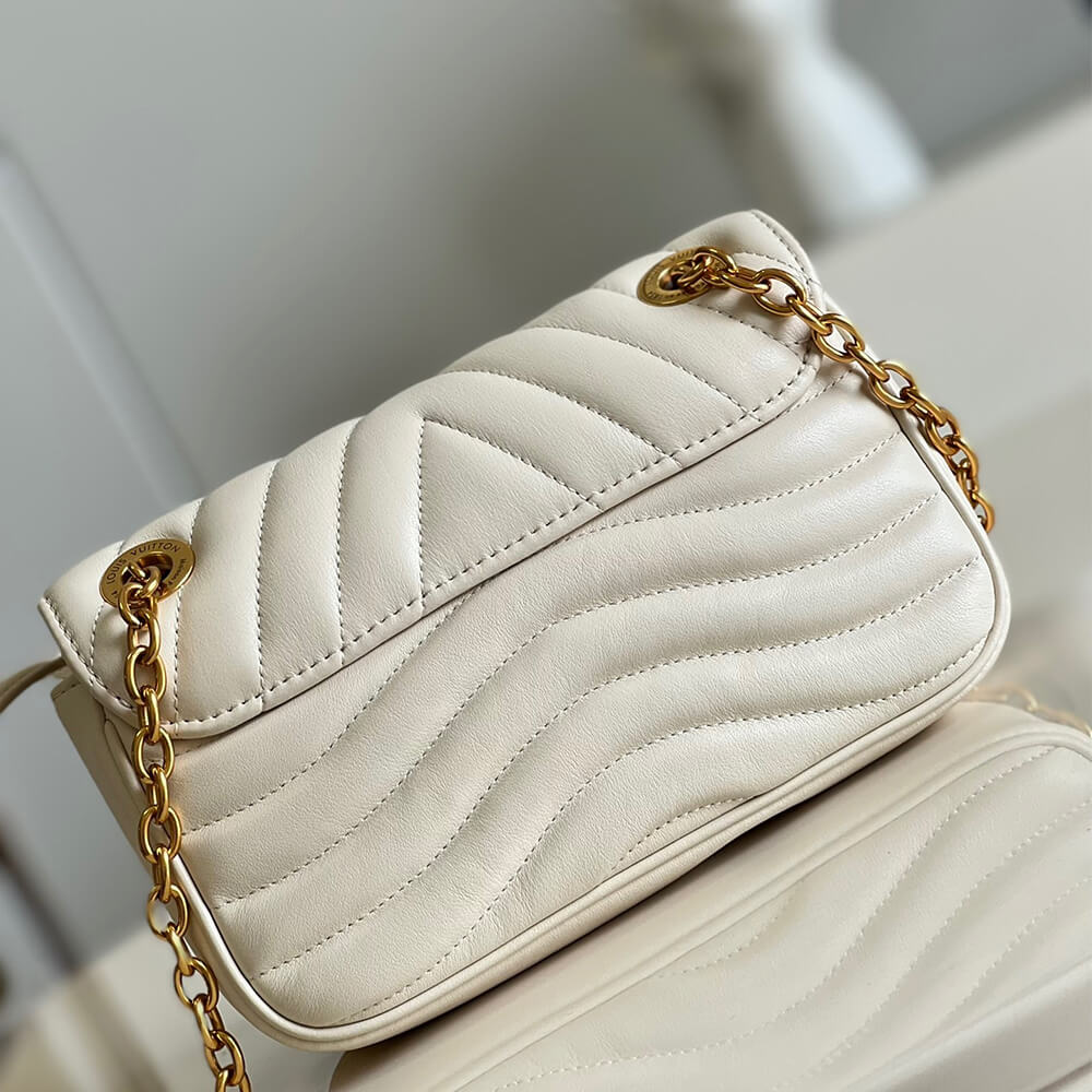 NEW WAVE CHAIN BAG PM