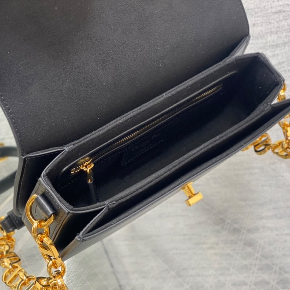 30 MONTAIGNE AVENUE BAG
