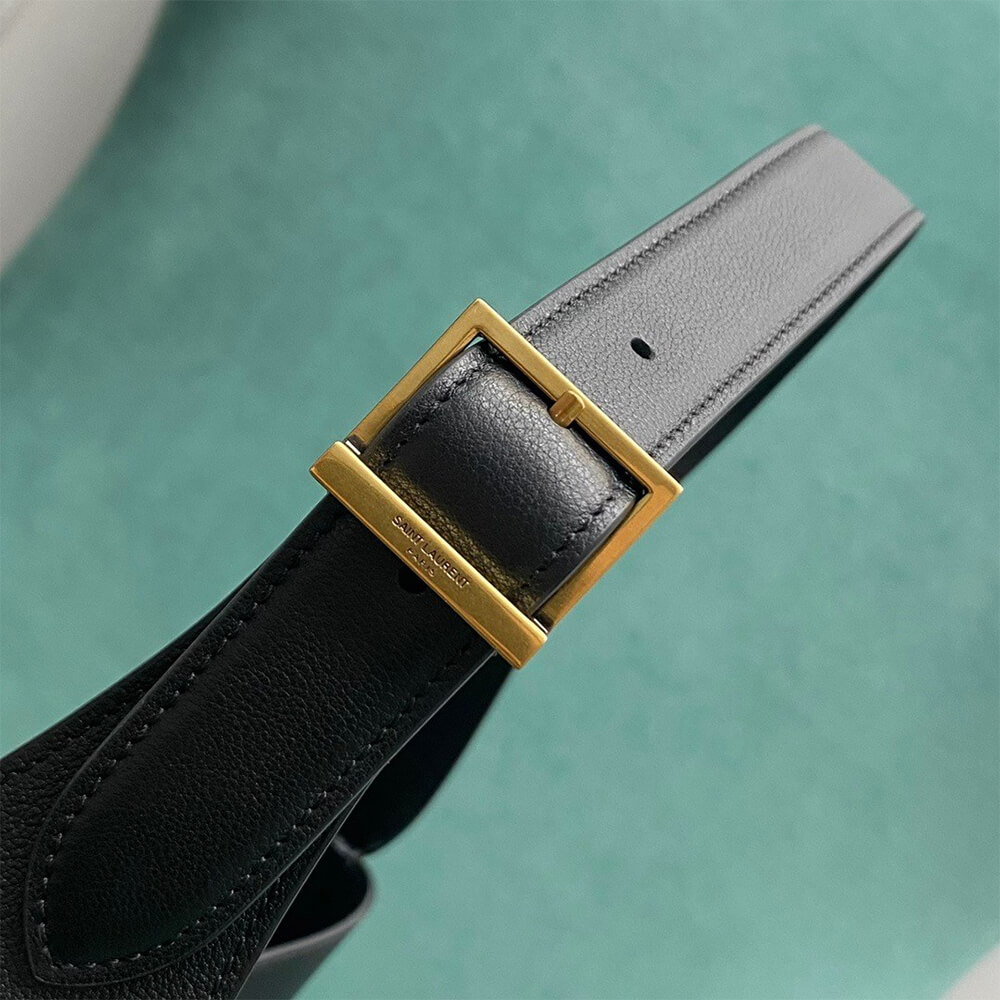 LE 5 à 7 SOFT SMALL IN SMOOTH LEATHER