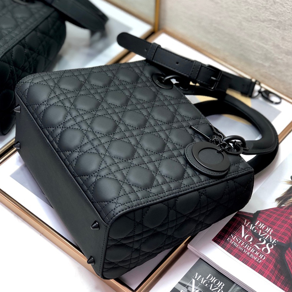 DIOR LARGE LADY DIOR BAG(4A)