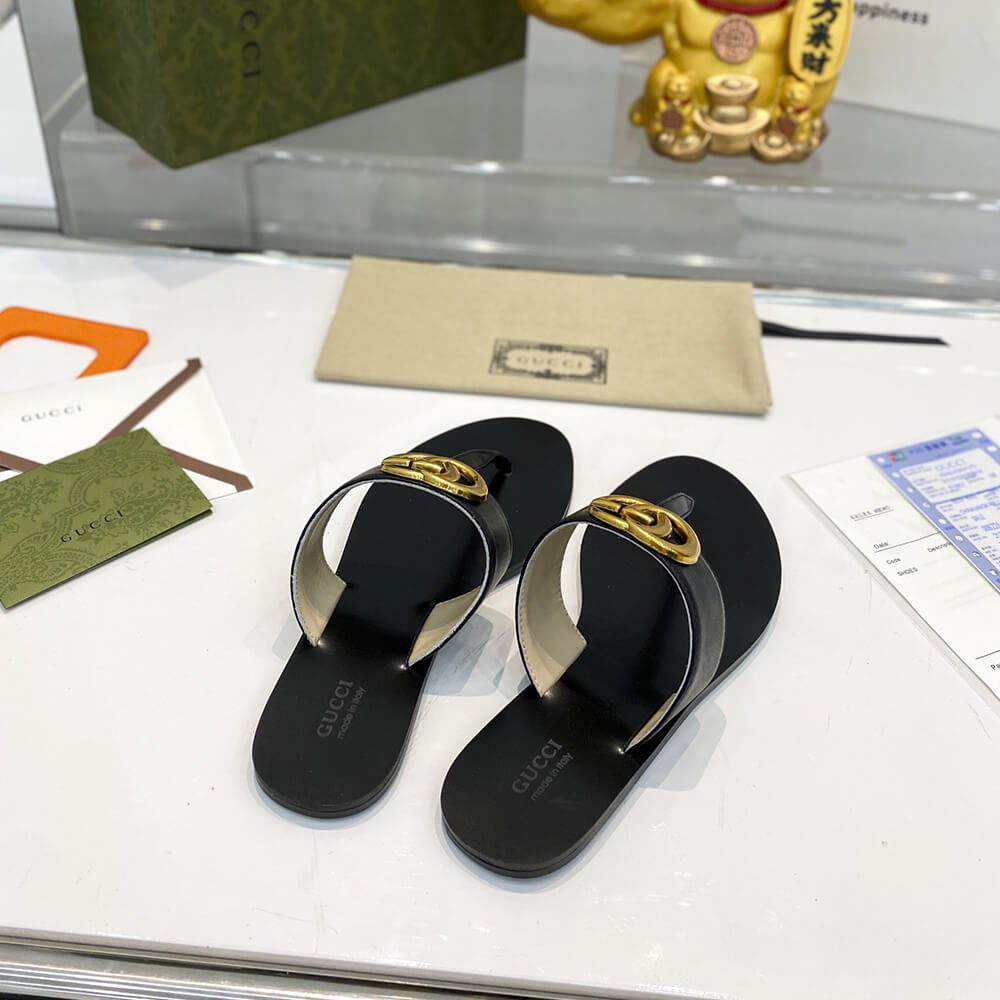 Leather thong sandal with Double G