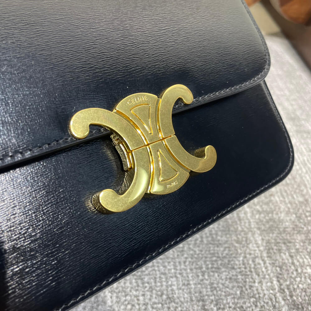 CLASSIQUE TRIOMPHE BAG IN SHINY CALFSKIN