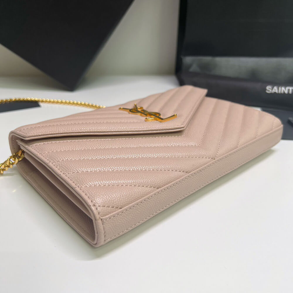 CASSANDRE MATELASSÉ CHAIN WALLET IN GRAIN DE POUDRE EMBOSSED LEATHER