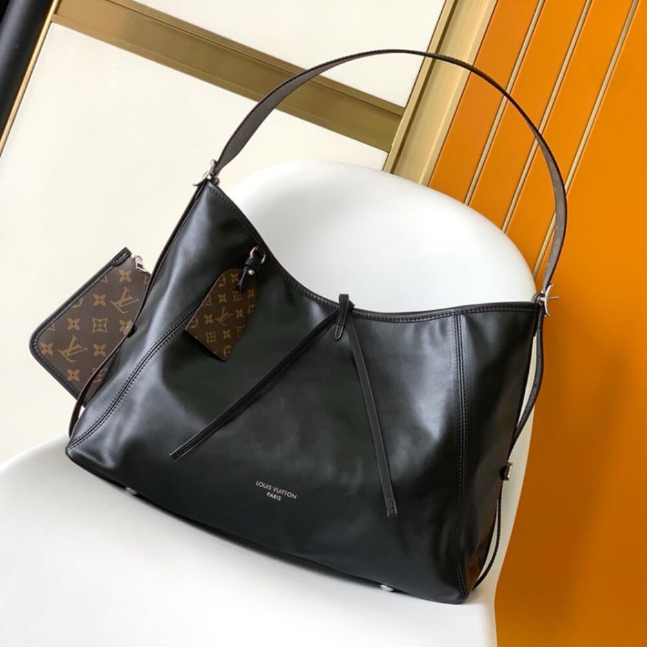 LV CarryAll MM