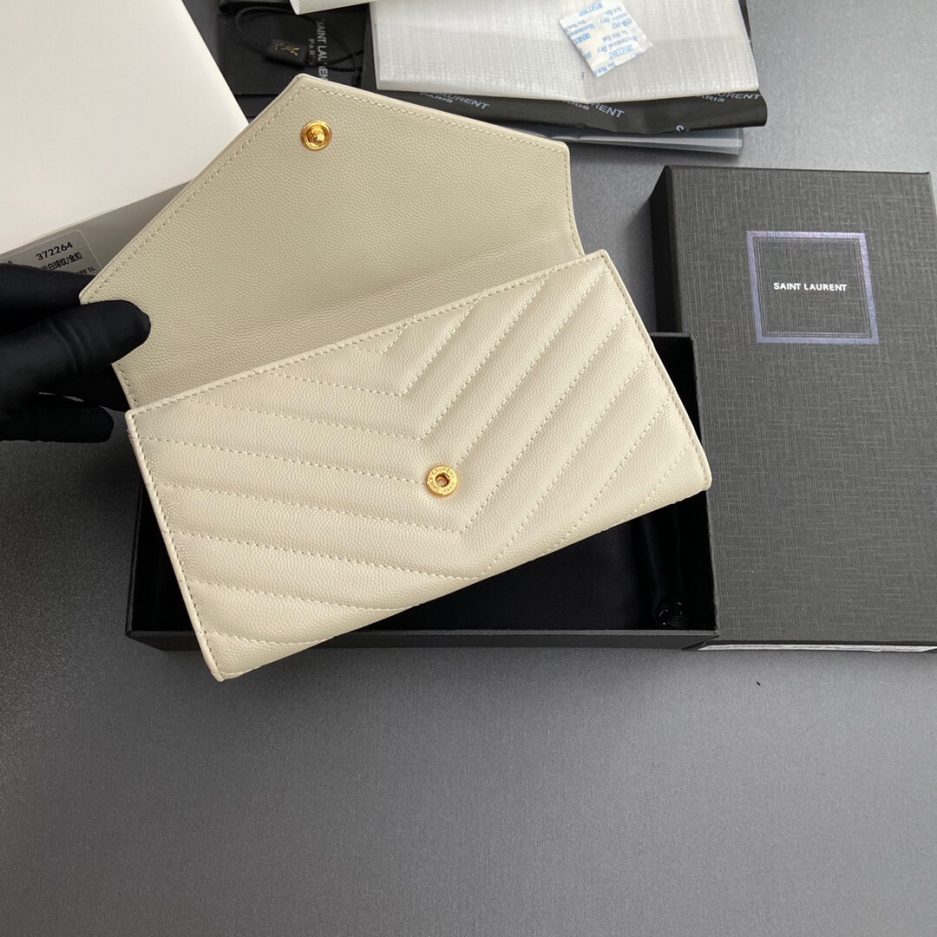 YSL CASSANDRE MATELASSÉ LARGE FLAP WALLET IN GRAIN DE POUDRE LEATHER