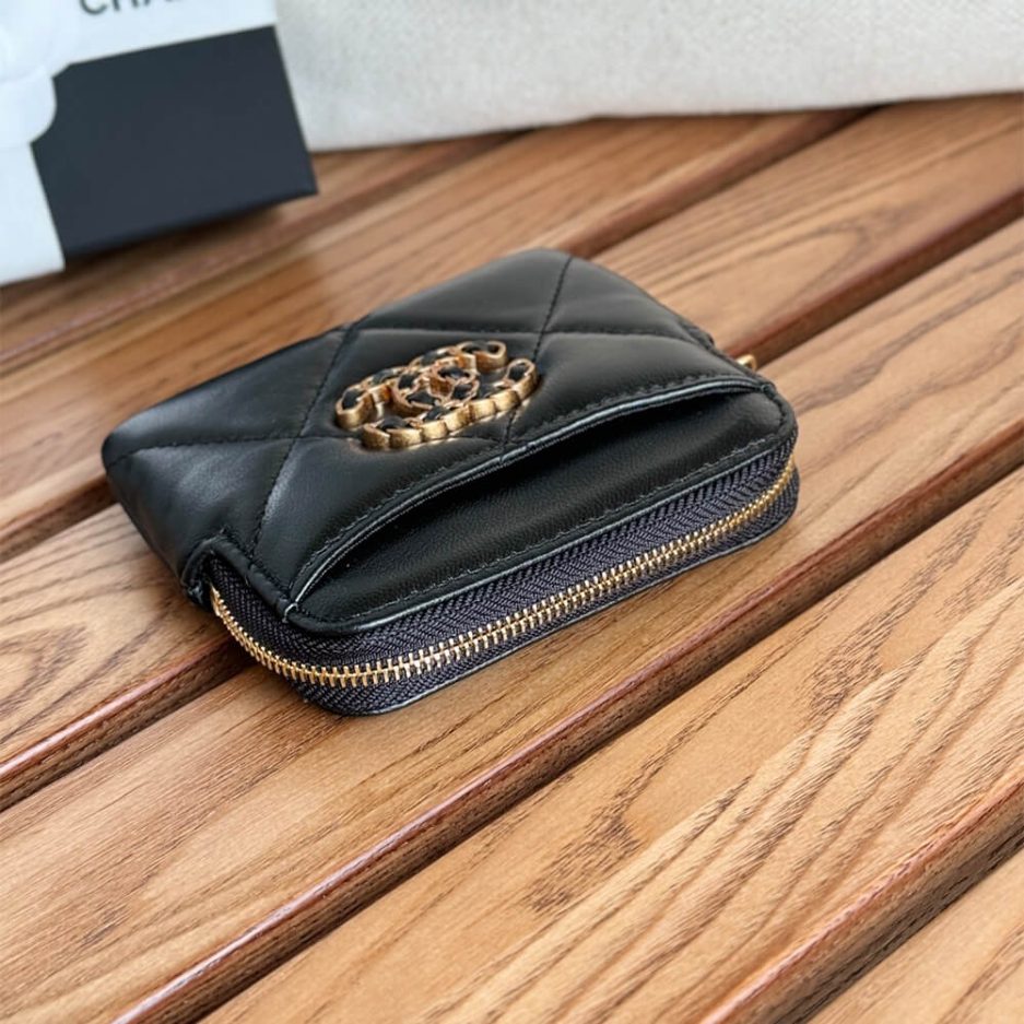 CHANEL 19 Zipped Coin Purse