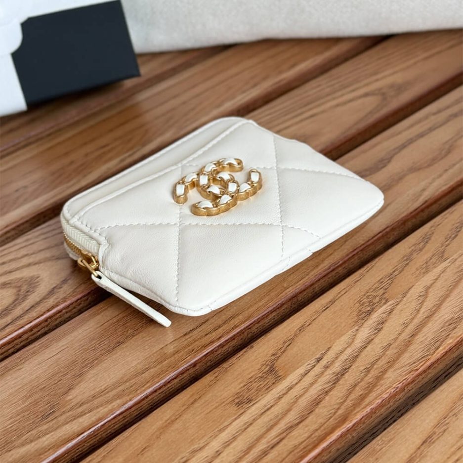 CHANEL 19 Zipped Coin Purse