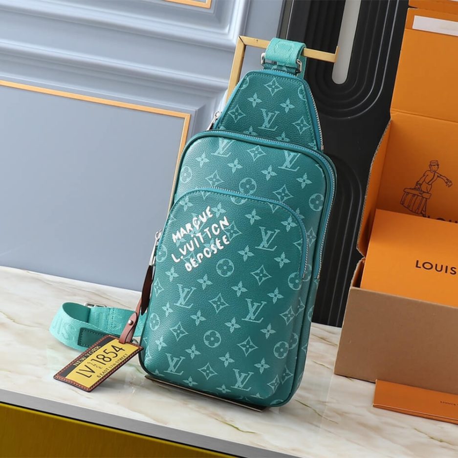 LV Avenue Slingbag