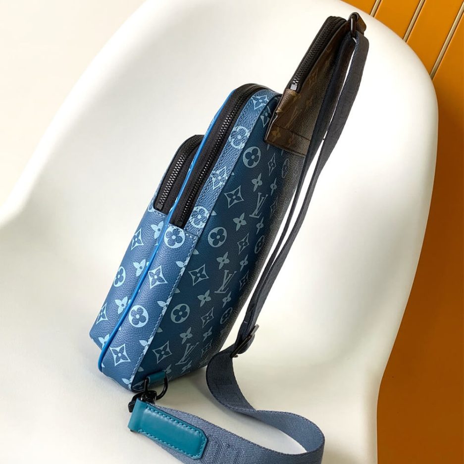 LV Avenue Slingbag
