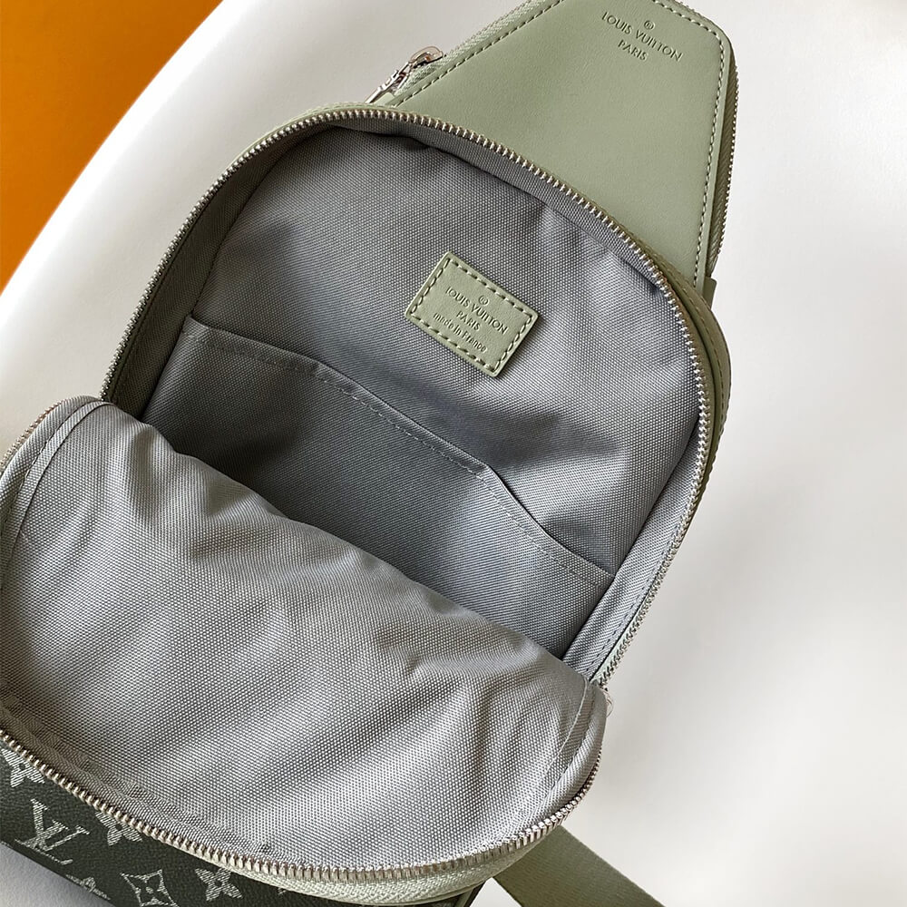 LV Avenue Slingbag